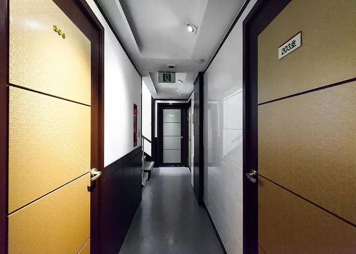 Seoul Central Hotel Hotel 2*